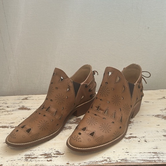 MUSSE&CLOUD Ankle Boot  Sz 10 - Picture 1 of 10